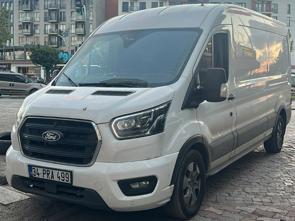 Bakır Oto Lastik şehir içi mobil servis aracı